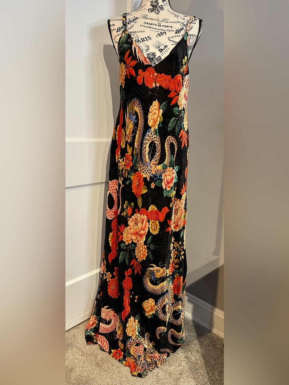 FARM RIO Kanako V-Neck Spaghetti Strap Maxi Dress Burnout Velvet Floral Sz M NWT - Picture 5 of 16